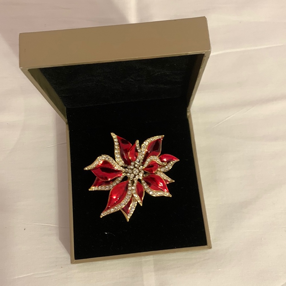 ST. THOMAS Brooch. Holiday Collection. - Picture 2 of 9